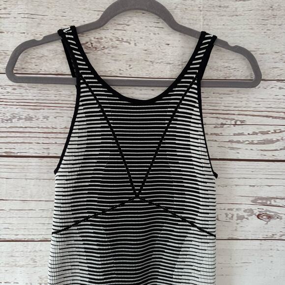 BCBGeneration Women's Striped Ribbed Stretch Bodycon Dress Size XS/S - Picture 2 of 9